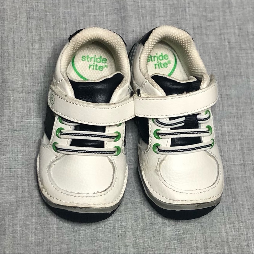 Stride Rite White and Blue Baby First  Walking Shoes Accents